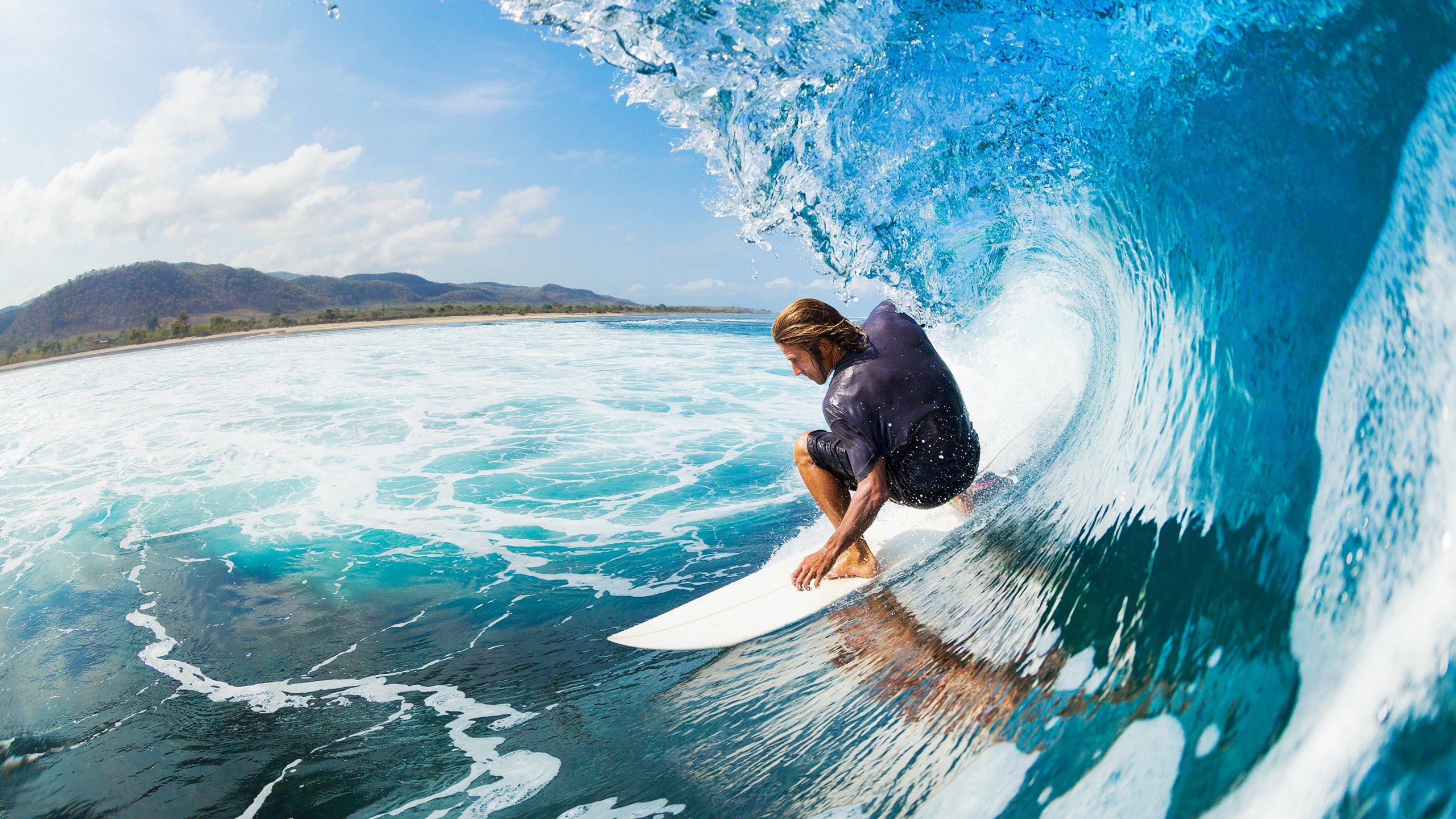 《电竞模拟器的崛起：硬核玩家的新宠》，电竞模拟的游戏