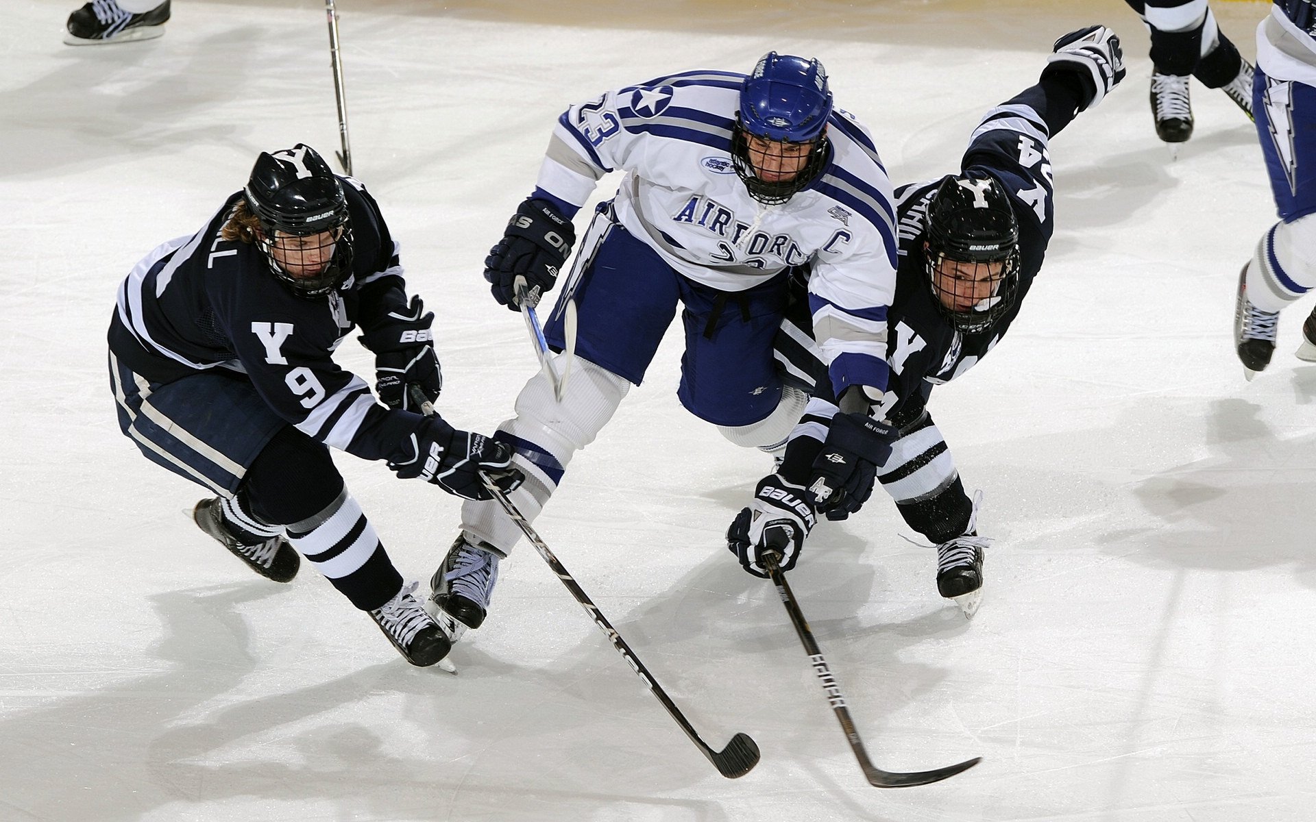 中超本赛季最强黑马诞生，升班马跻身前四，2020年中超升班马是哪两个队